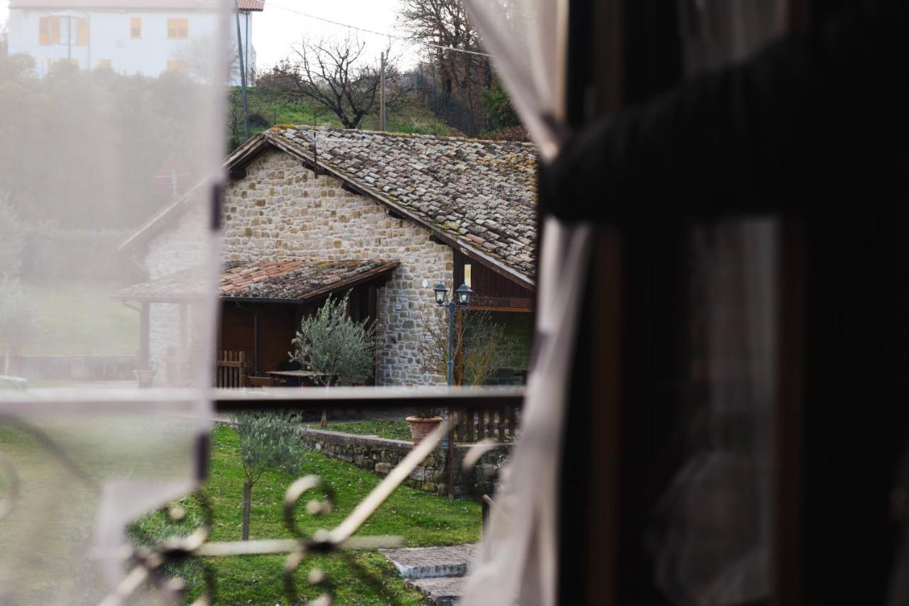Agriturismo Ponte Di Riocchio Gubbio Exteriör bild