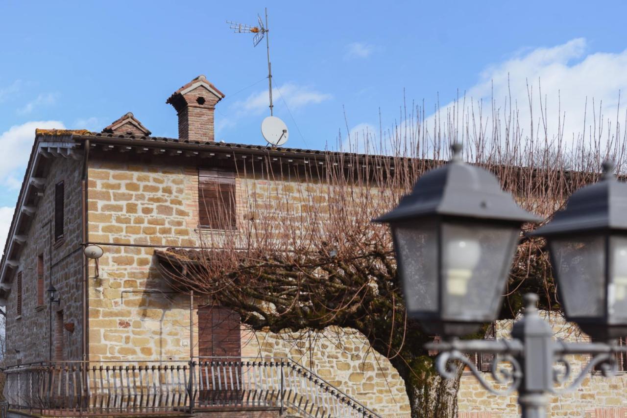 Agriturismo Ponte Di Riocchio Gubbio Exteriör bild