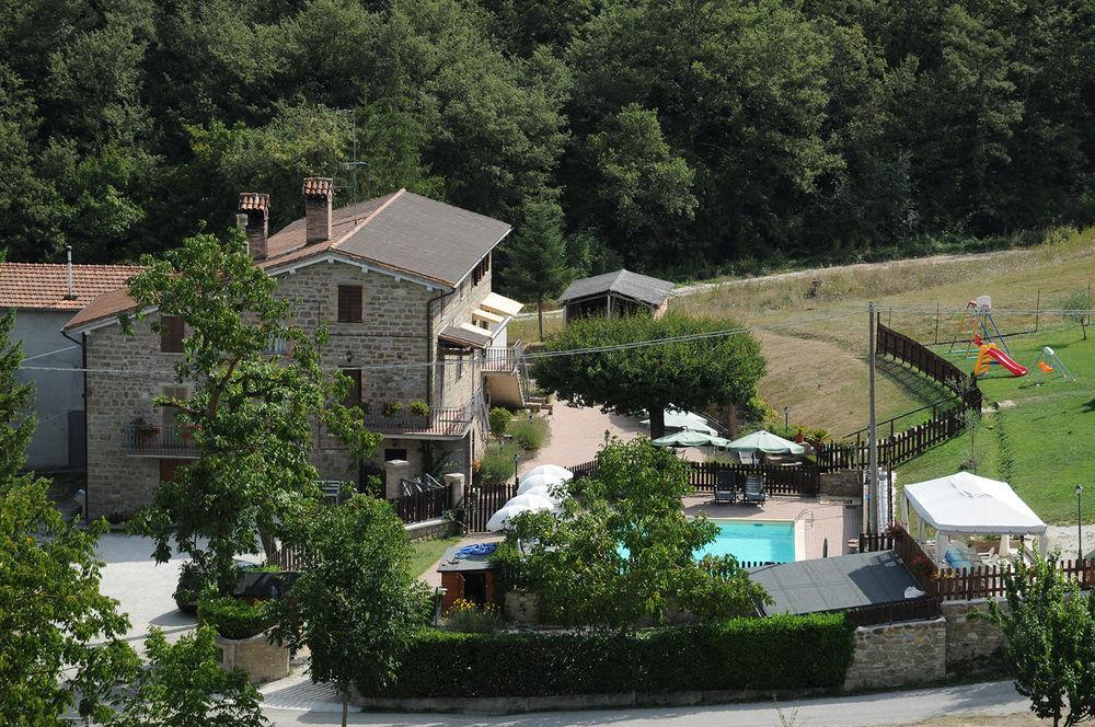 Agriturismo Ponte Di Riocchio Gubbio Exteriör bild