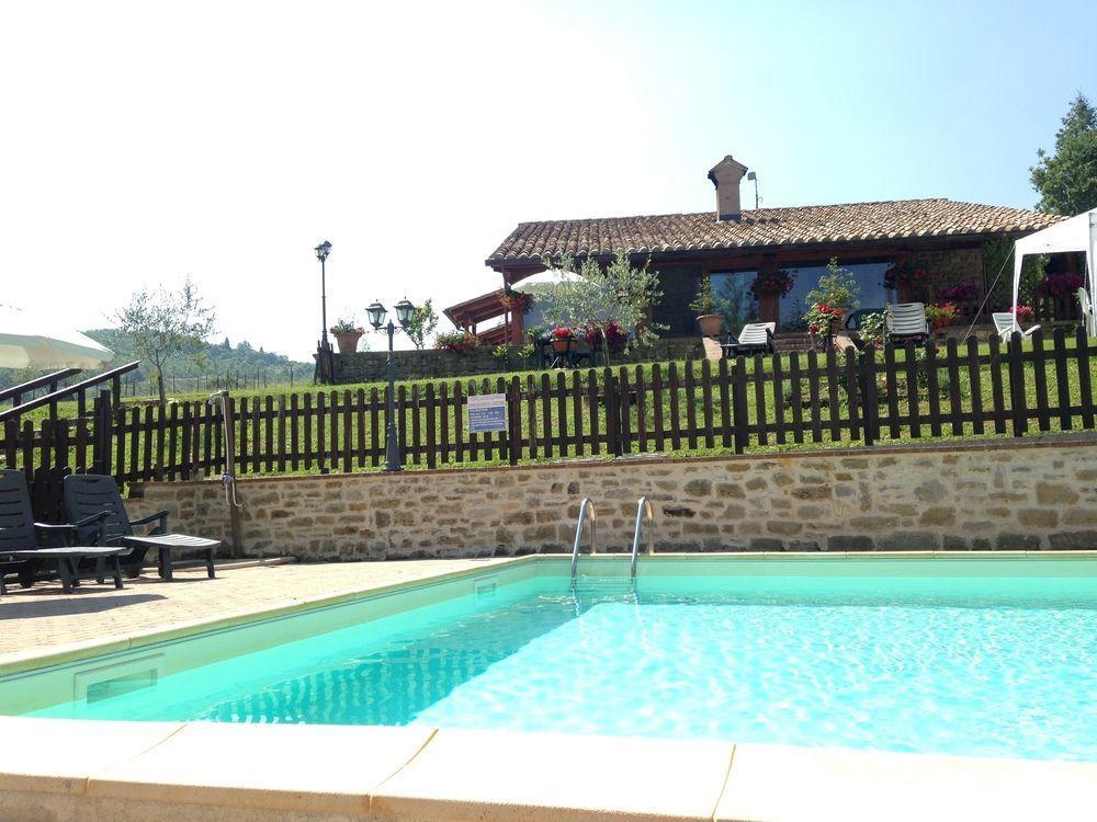 Agriturismo Ponte Di Riocchio Gubbio Exteriör bild