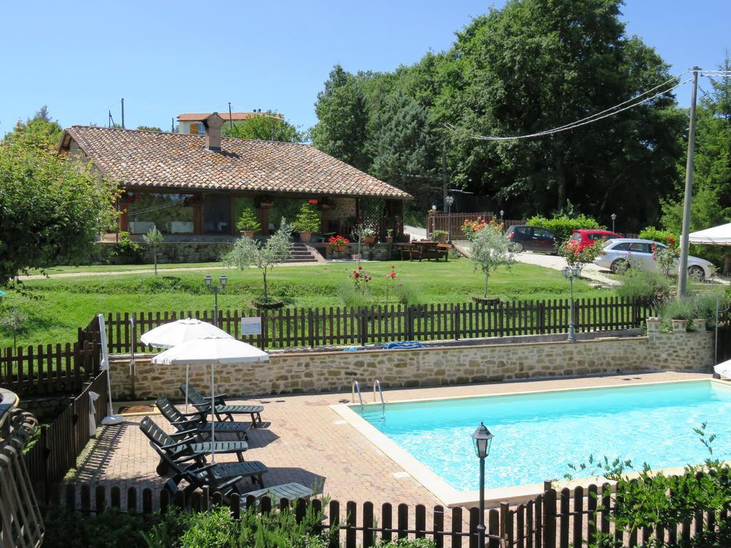 Agriturismo Ponte Di Riocchio Gubbio Exteriör bild