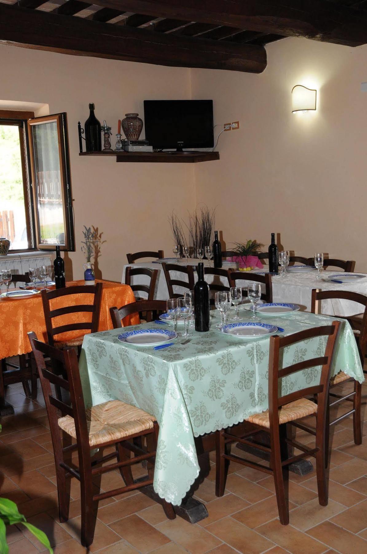 Agriturismo Ponte Di Riocchio Gubbio Exteriör bild